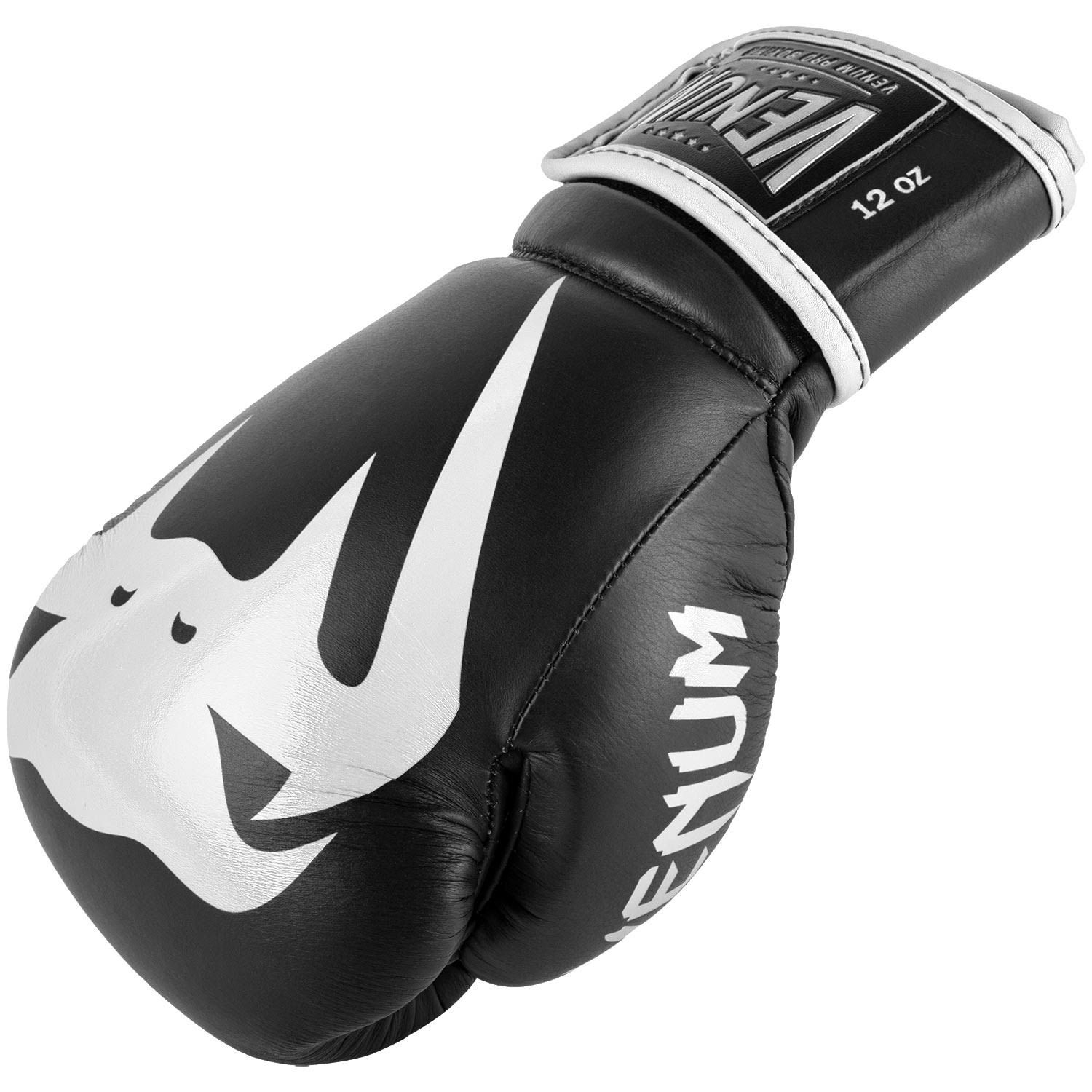 VENUM GIANT 2.0 PRO Boxkesztyű, Fekete/Fehér, 10oz