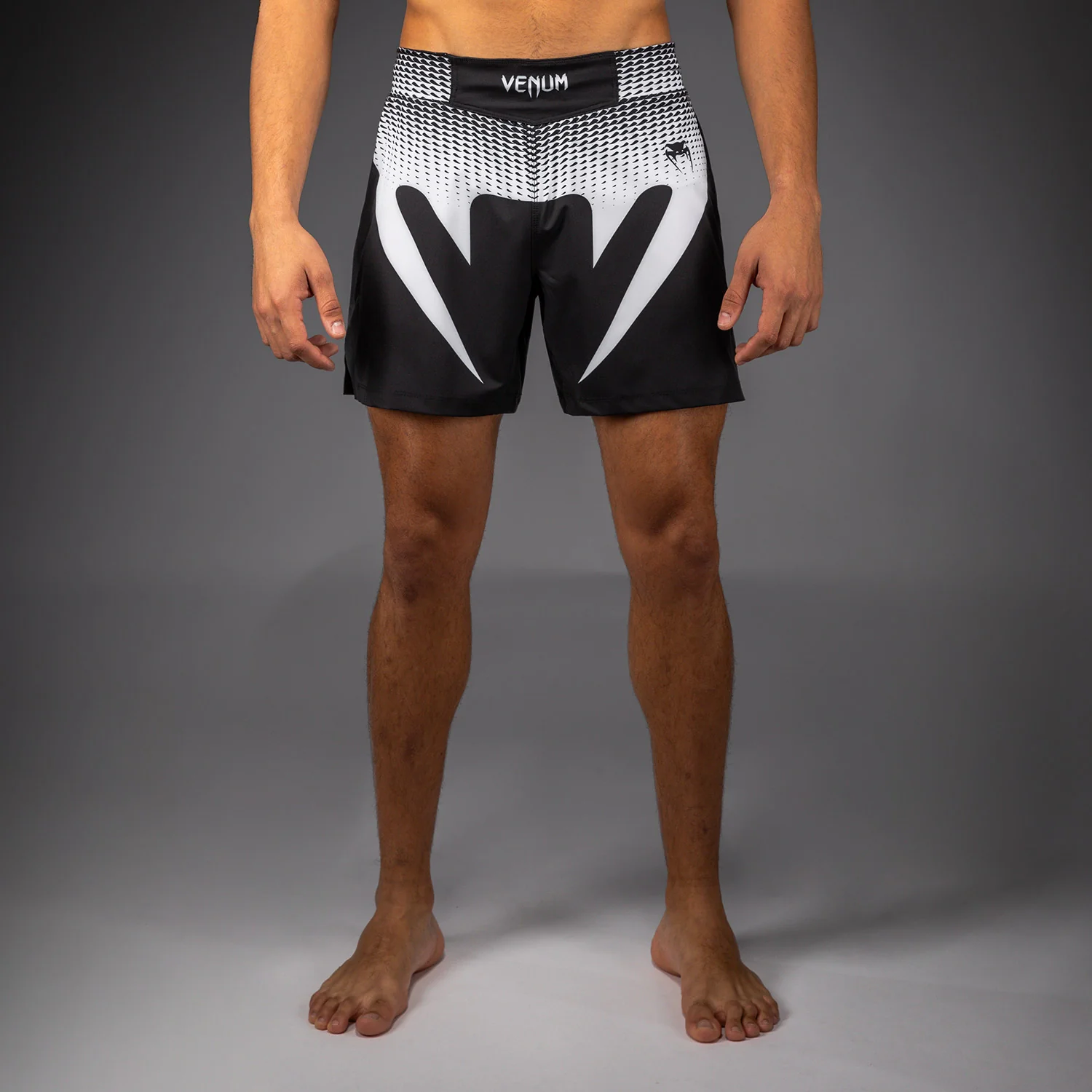 VENUM NO GI Fightshort, Fekete/Fehér