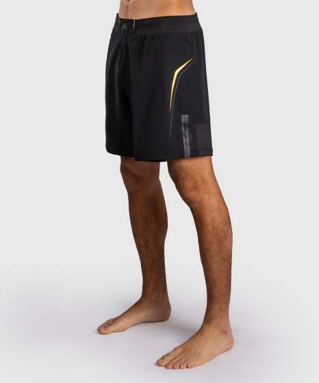 VENUM G-CORE Fightshort, Fekete/Arany