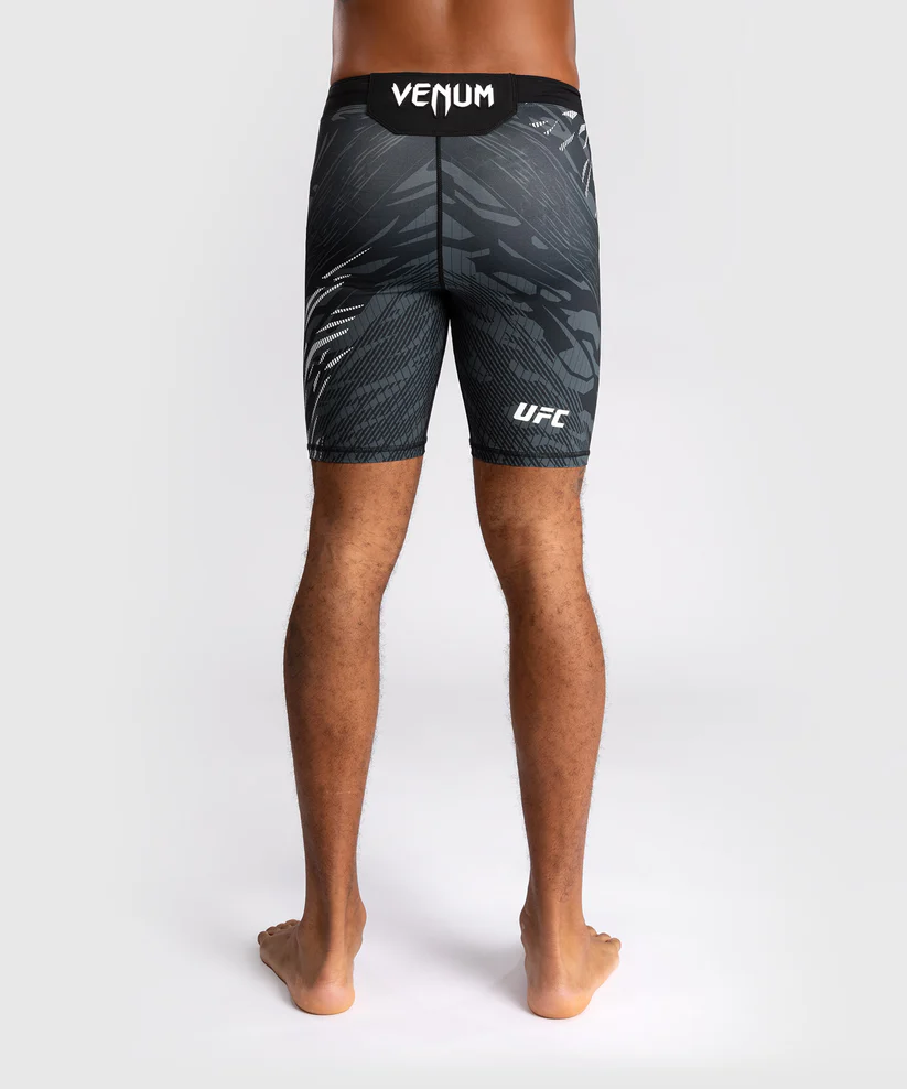 UFC FUSION By Venum AUTHENTIC FIGHT NIGHT Vale tudo nadrág, Fekete/Fehér